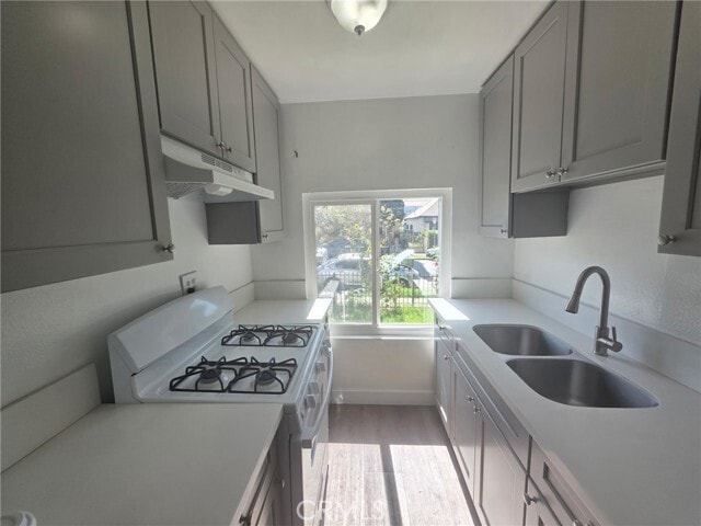 Photo - 2223 E 2nd St