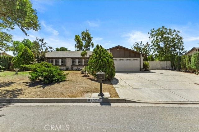 Photo - 8557 Saddle Creek Dr