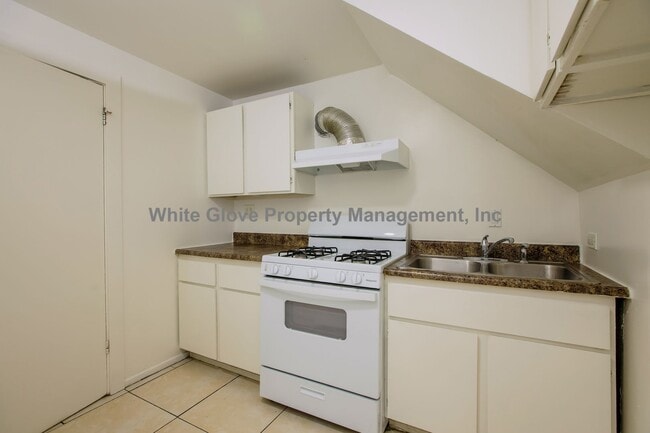 Photo - 710 W Highland St Unit A (Downstairs)