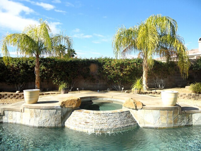 Photo - 43541 Parkway Esplanade E