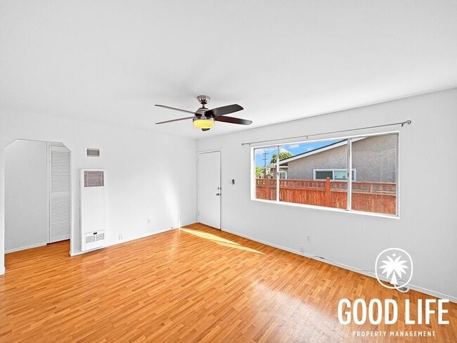 Photo - 3717-19 Crane Pl Unit 3719 Crane Place