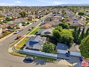 Photo - 15203 Yukon Ave