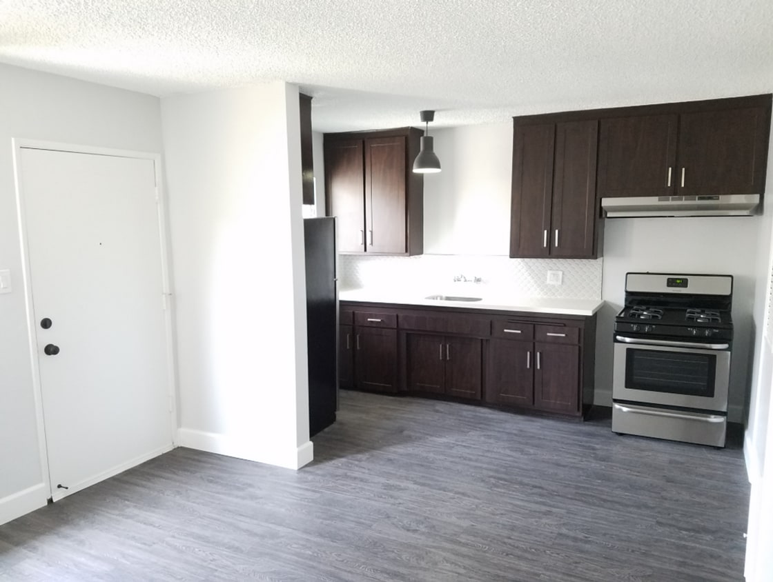 Floor Plan - Renovated 1 Bedroom 1 Bath 