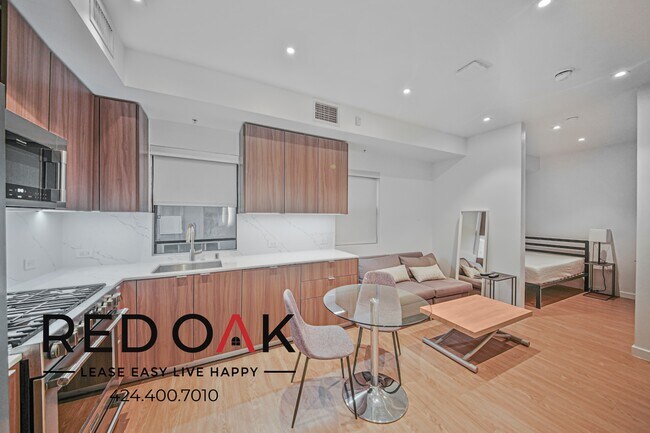 Photo - 11649 Mayfield Ave Unit 4A