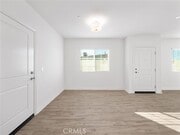 Photo - 1325 W Grand Ave
