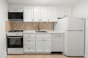 Photo - 2 WEEKS FREE!! Newly Renovated JR 1-Bedroo... Apartment Unit 2266.5 Duane St