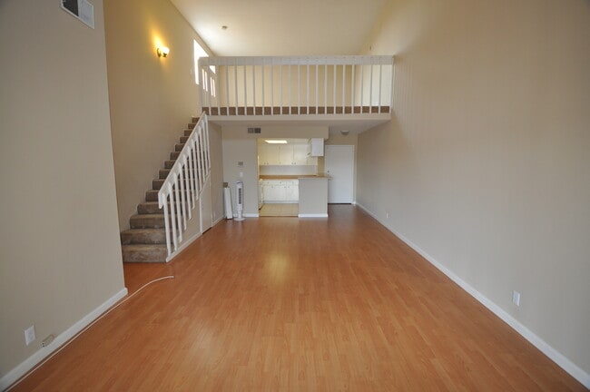 Photo - 6401 Riverton Ave Unit 201