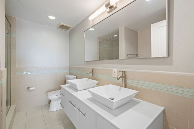 Photo - 1115 S Elm Dr