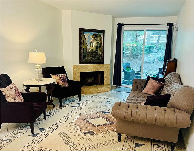 Photo - "Charming 2-Bedroom Haven in Santa Ana – Your Ideal Retreat Awaits!"