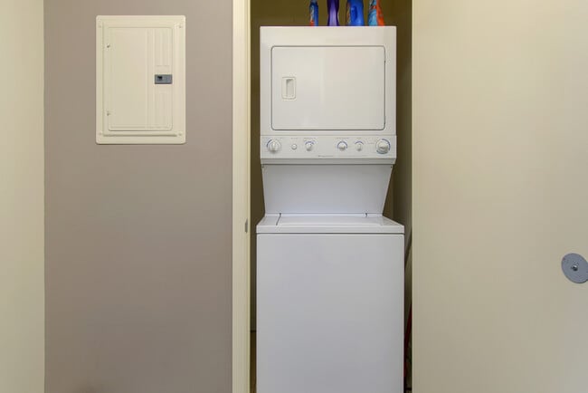 Photo - 1150 J St Unit 203