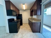 Photo - GREAT LOCATION! POINT LOMA 2BD/1.5BA TOWNH... Apartment Unit 3111 Byron Street #B