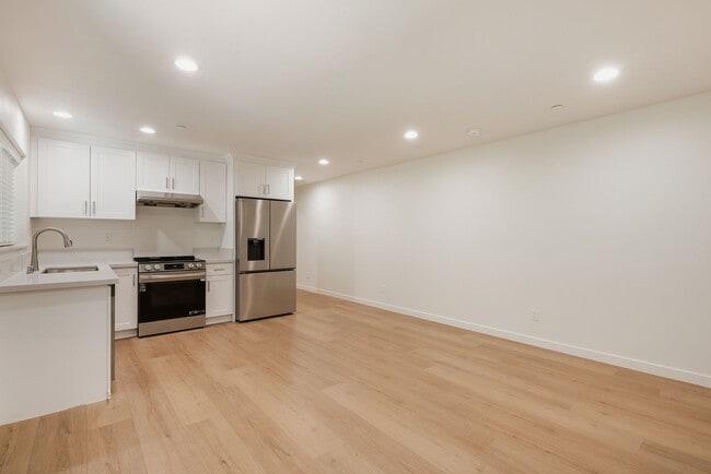 Photo - 2 Bed | 2 Bath | Alhambra School District Unit B