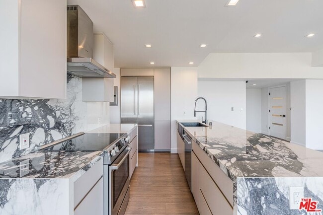 Photo - 10501 Wilshire Blvd Unit 1812