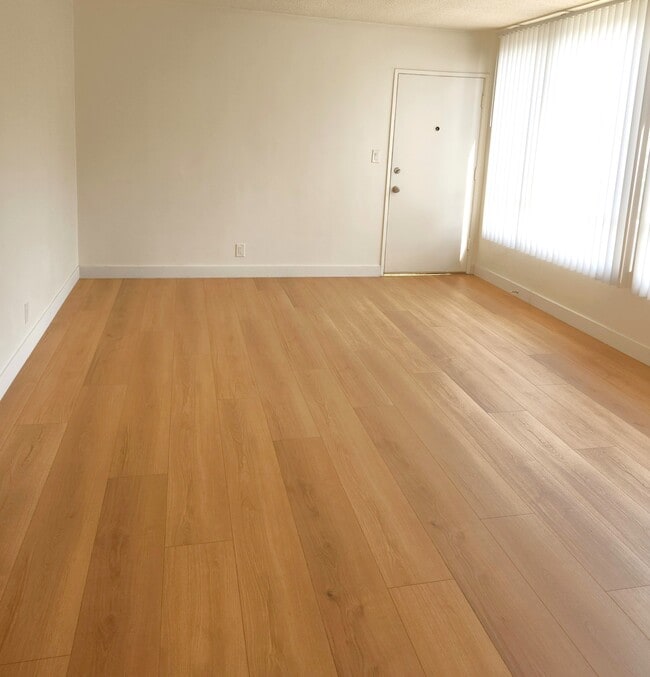 Photo - 1133 N Hacienda Pl