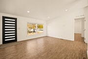 Photo - 62851 Aberdeen Dr House
