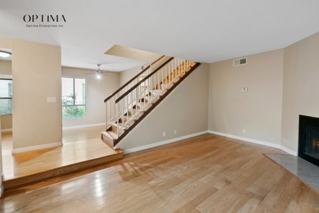 Building Photo - Spacious 3BR Condo in Tarzana – Private 2-Car Garage & Resort-Style Amenities!
