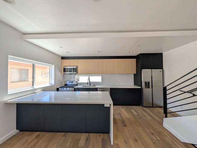 Photo - 4260 Laurel Canyon Blvd Unit 4262.5