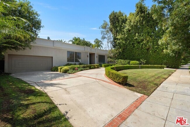 Building Photo - 519 N Rexford Dr Rental