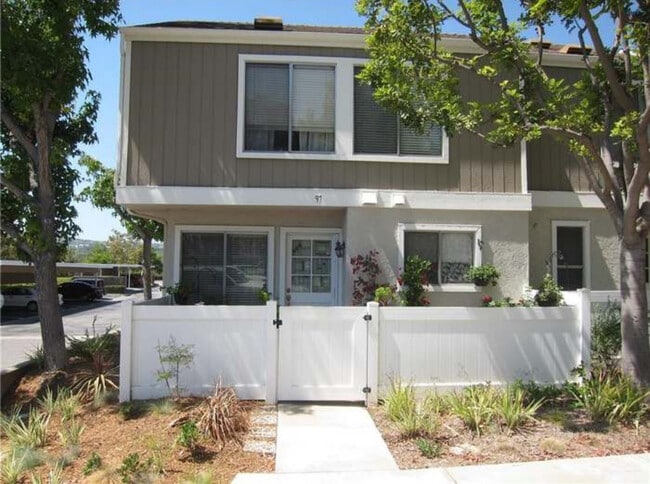 Photo - 97 Abbeywood Ln Townhome