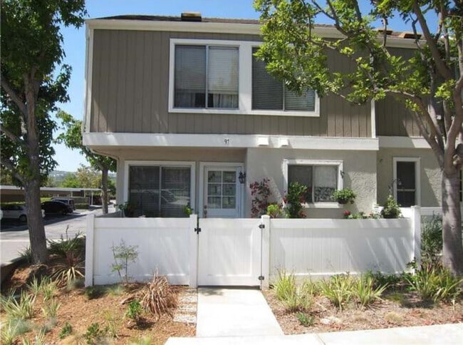 Building Photo - 97 Abbeywood Ln Rental