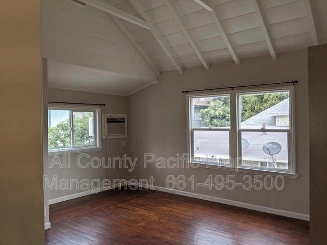 Building Photo - 1407 Monterey Rd Unit A