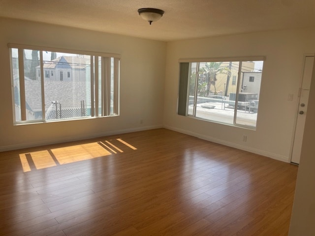Building Photo - 5462 Barton Ave Unit 6