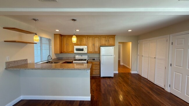 Photo - 2616-2618 Cullen St Unit 2616