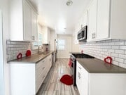 Photo - **2025 Euclid Ave Long Beach** Beautiful 3 bedroom 2 bath !!2 weeks free OAC!!