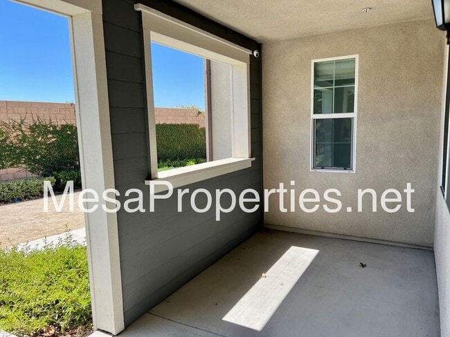 Photo - 1046 Newberry Ln