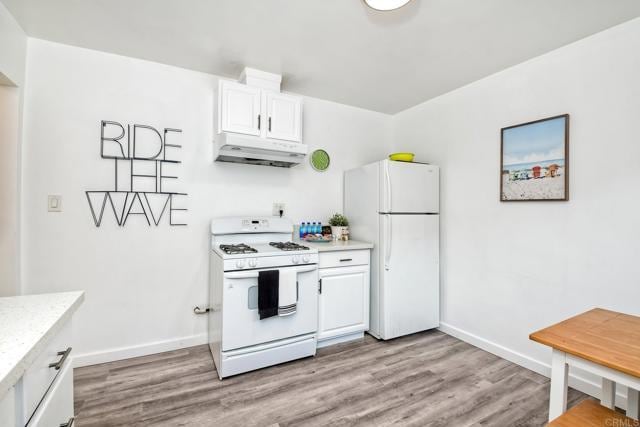 Photo - 160 W Jason St