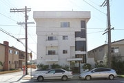 Photo - 11516 Ohio Ave Apartments