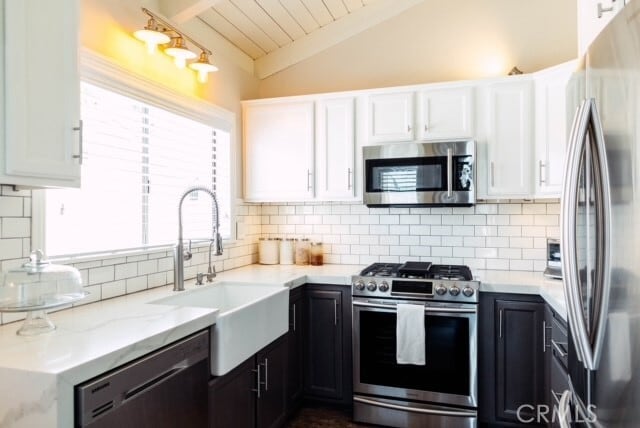 Photo - 707 Heliotrope Ave