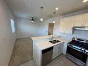 Photo - 1931 S Miller St