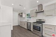 Photo - 15153 La Maida St House
