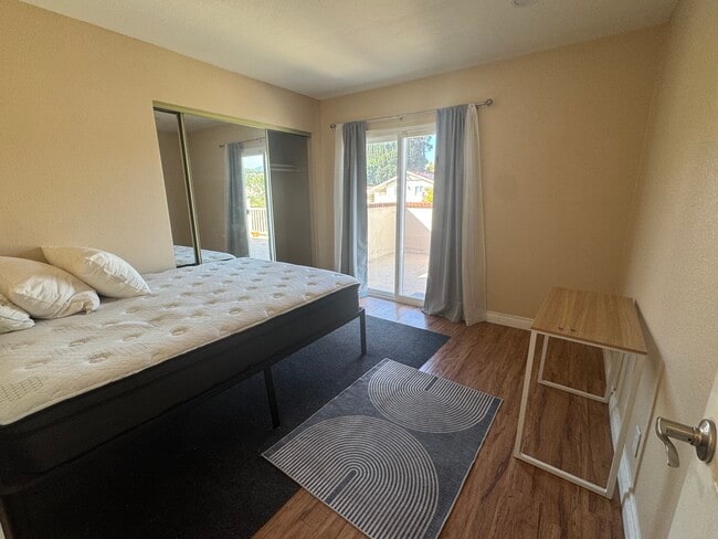 Building Photo - 24150 Willow Creek Rd