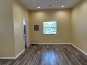 Photo - Renovated studio ADU in an excellent area ... House