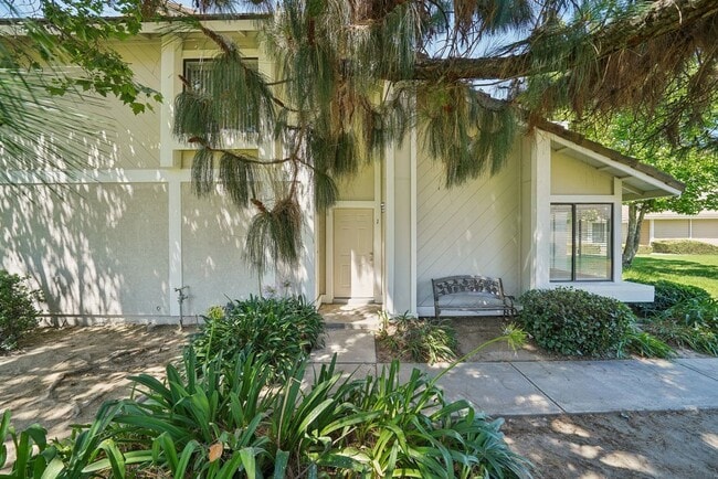 Photo - 3122 Triumph Ln Townhome