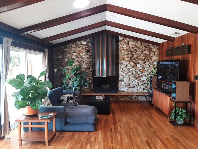 Photo - 968 Corte Maria Ave