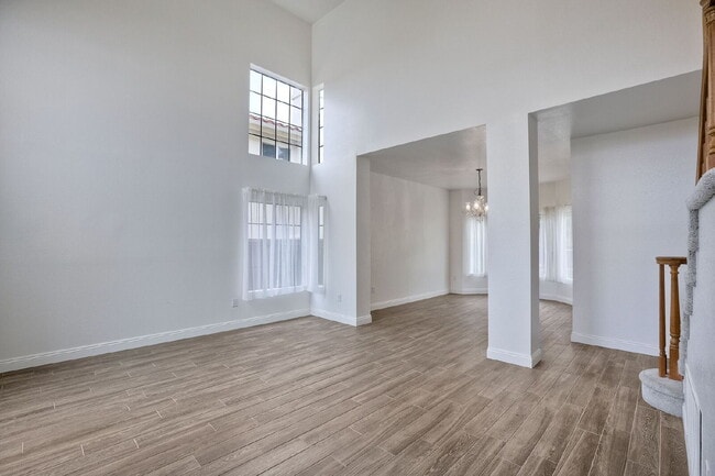 Photo - 2091 Sequoia Crest