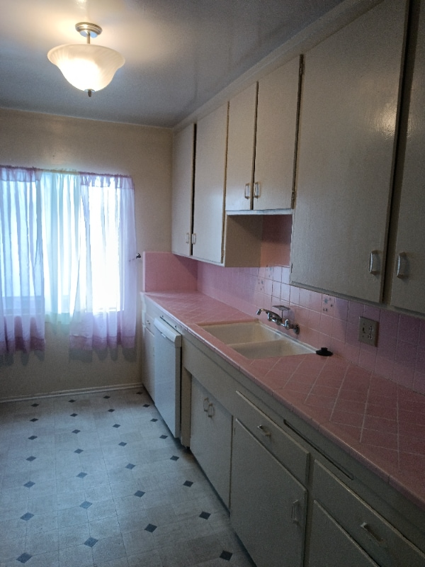 Photo - 1128 S Bedford St Unit 6