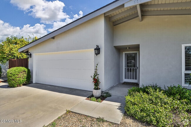 Building Photo - 557 W Gainsborough Rd Rental