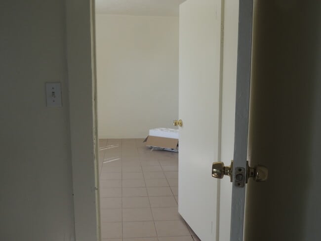 Photo - 532 21st St Unit 5