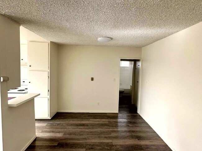 Photo - 915 N Wilton Pl Unit 304