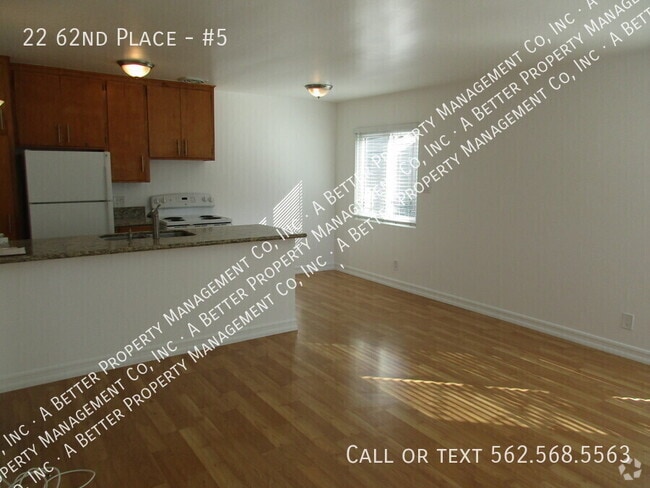 Building Photo - 22 62nd Pl Unit #5 Rental