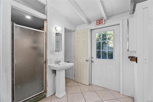 Photo - 115 S Gilbert St