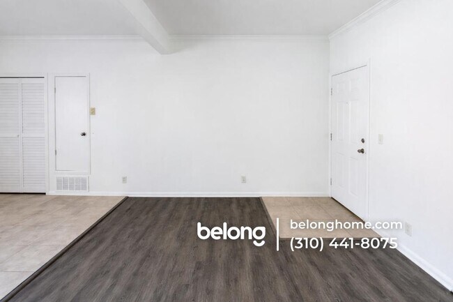 Photo - 1700 W 43rd St Unit A