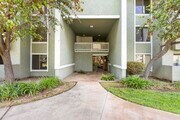 Photo - 1040 E Washington Ave Condo Unit 31