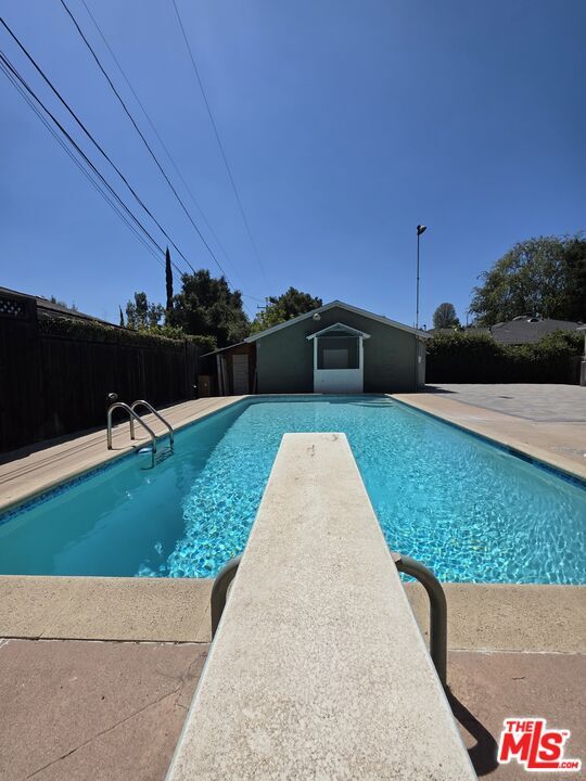Building Photo - 4602 Alveo Rd