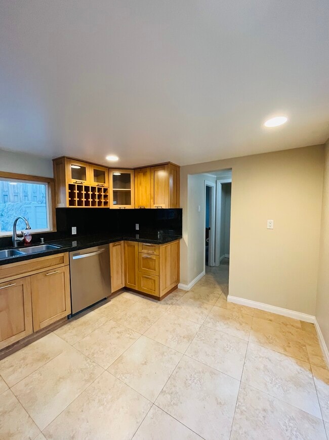 Photo - 618 Woodland Dr