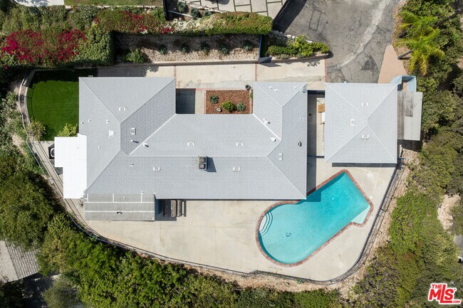 Photo - 3710 Glenridge Dr